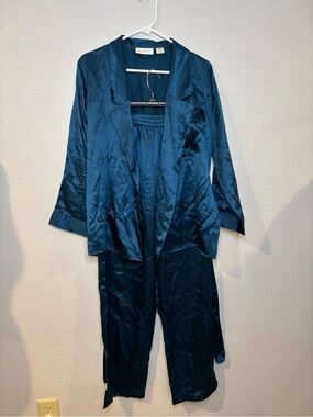 Victoria's Secret Gold Label Teal Silk Pajama Set